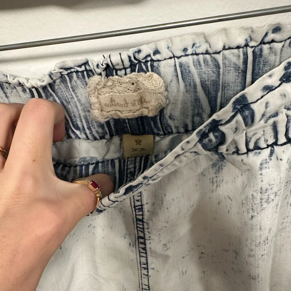 Altar'd State Blue Acid-Wash Elastic Waist Denim Shorts